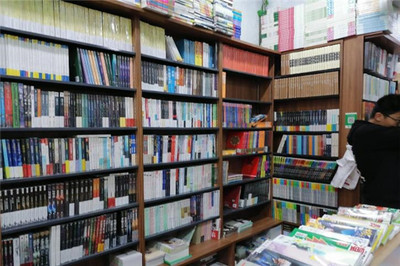 崇文书店 网络文化经营的新探索与传统坚守